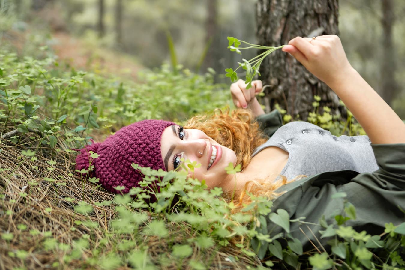 Baño de bosque: cómo el bosque te hace más fuerte, más tranquilo y más lúcido