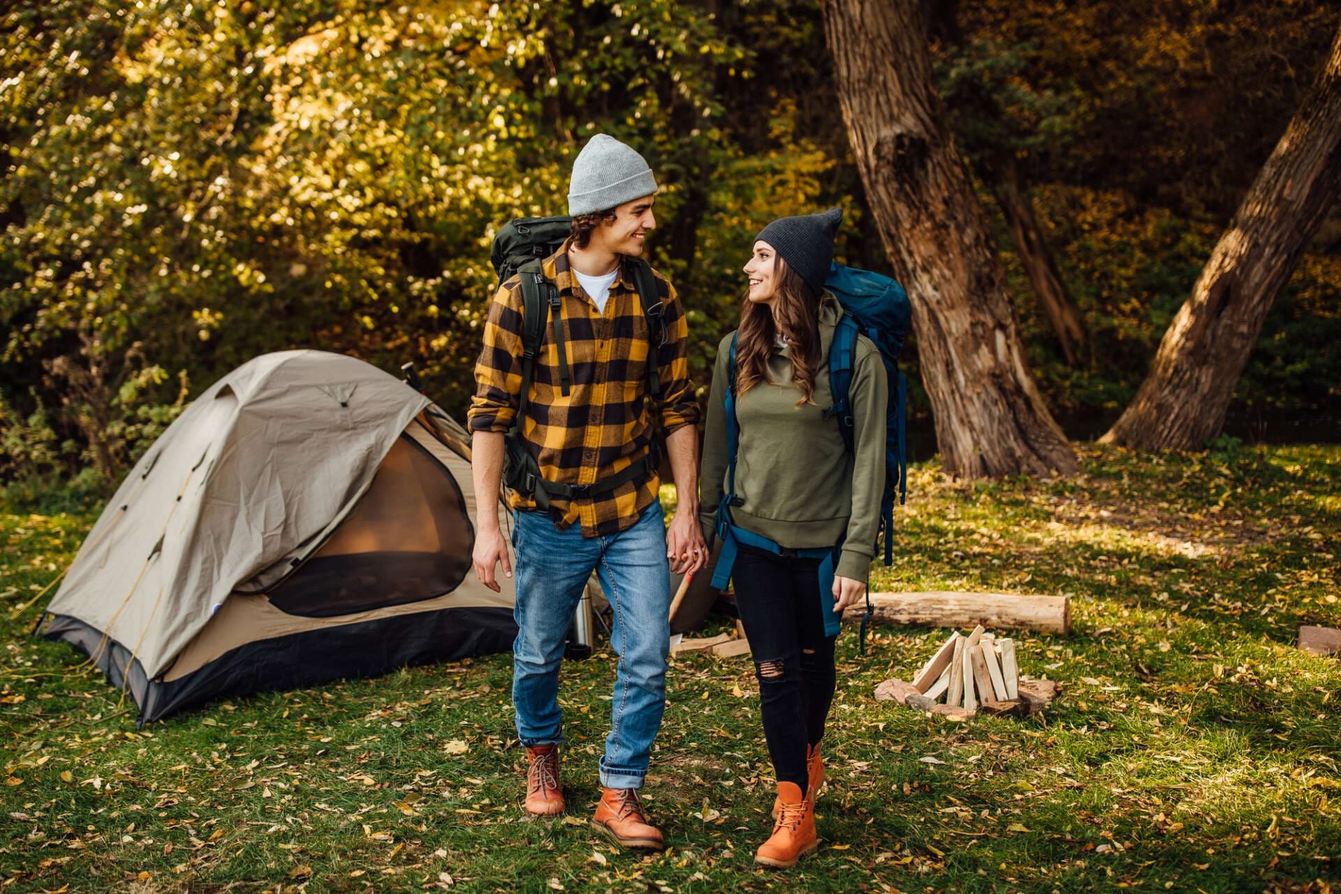 Tienda de campaña para senderismo: cómo encontrar la tienda ligera perfecta para tu excursión